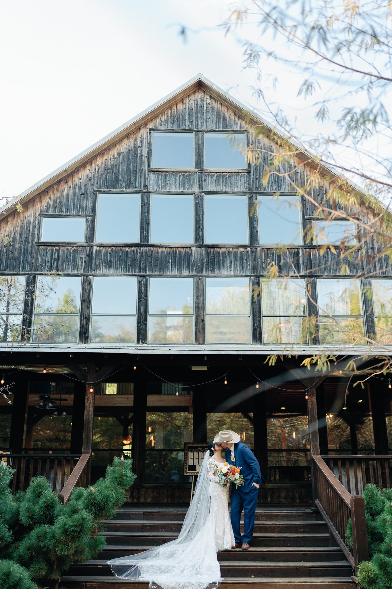 Trinity & Danny - Photo 17 | 12img